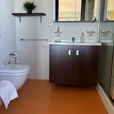 בית נופש Riviera Palace - Trilo Sea Front- Premium