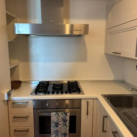 Riviera Palace - Trilo Sea Front- Premium Сasa de vacaciones *