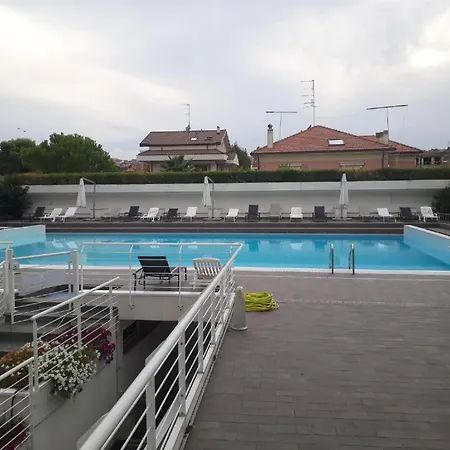 Riviera Palace - Trilo Sea Front- Narramondo Giulianova