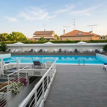 Riviera Palace - Trilo Sea Front- Premium * Giulianova